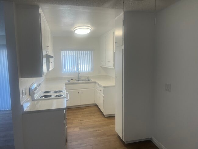 Photo - Beachwood Village Apartments