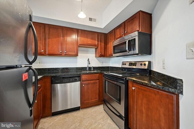 Photo - 1001 N Randolph St Unidad 608