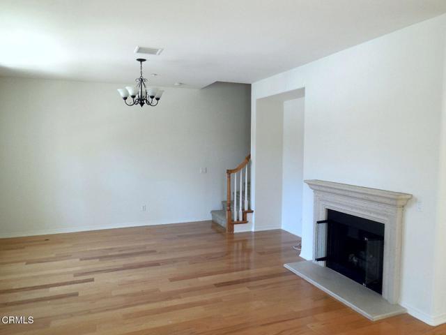 Photo - 3355 Shadetree Way