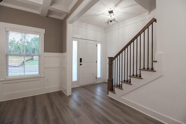 Photo - 2036 Warbler Dr