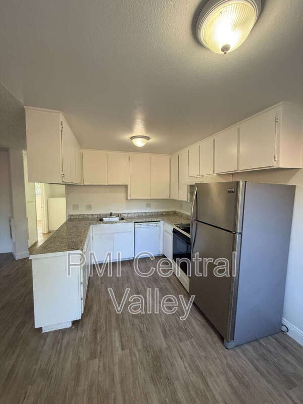 Photo - 1220 Fairview Dr Unit 11
