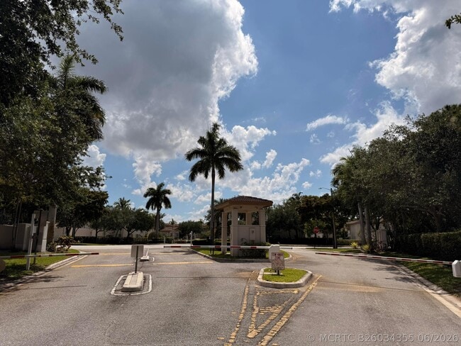 Photo - 2512 NW 4th St