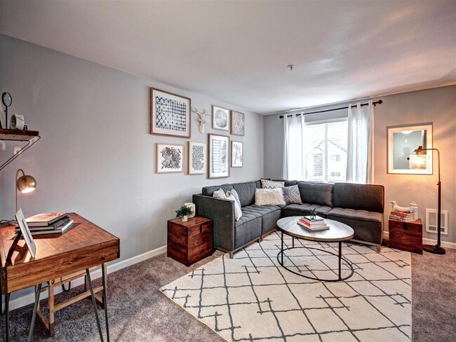 Photo - Deer Creek Apartments