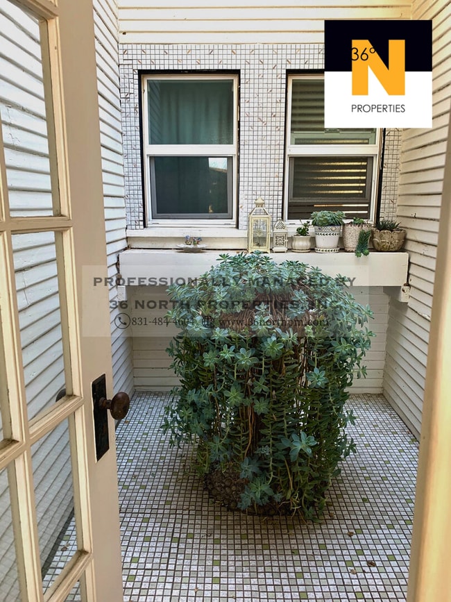 132-134 Oak Street