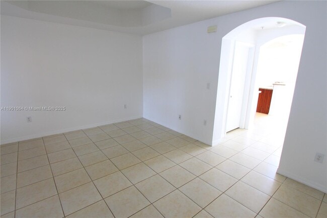 Photo - 1079 SW 143rd Ave
