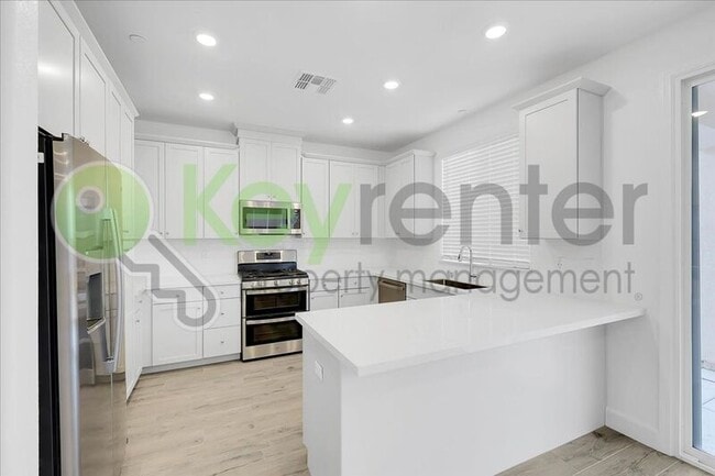 Photo - 1049 Caraballo Dr