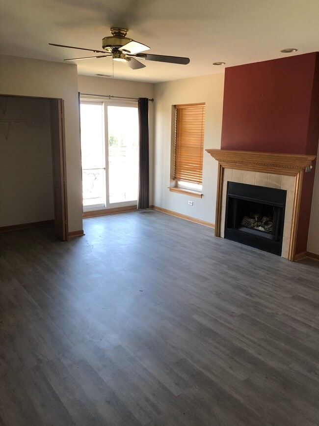 Photo - 8915 Burlington Ave Unit 201