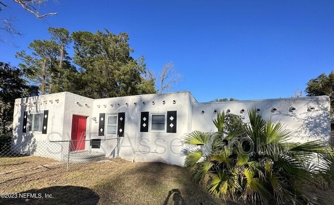 Building Photo - 9073 11th Ave