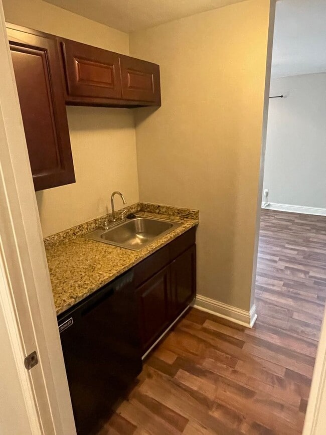 Photo - Renovated 1 bedroom with washer/dryer! Gated complex, centrally located. Unit 1802 Philip #103