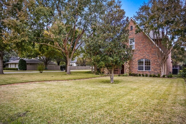 Photo - 3744 W Biddison St