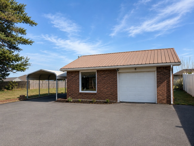Photo - Spacious 3-Bedroom Ranch for Rent in Franklin, KY!