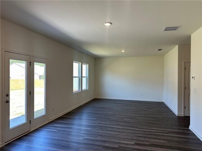 Photo - 199 Champions Blvd