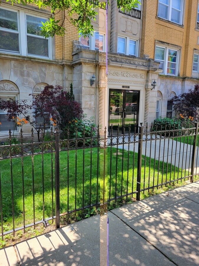 Photo - 1333 W Birchwood Ave Unit 100