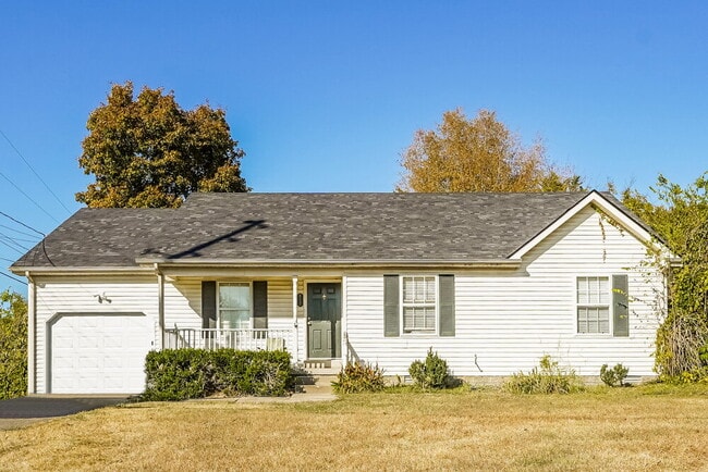 Building Photo - 417 Country Village Dr