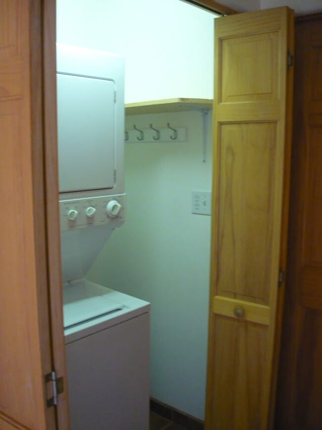 Photo - 512 Acoma St Unit UNFURNISHED Taos Condo