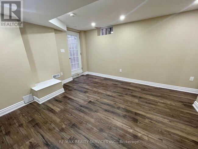 Photo - 23 Pearson Rd