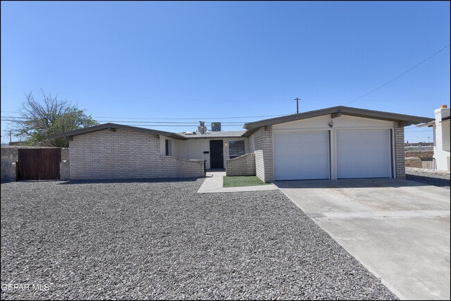 Building Photo - 7117 Alto Rey Ave