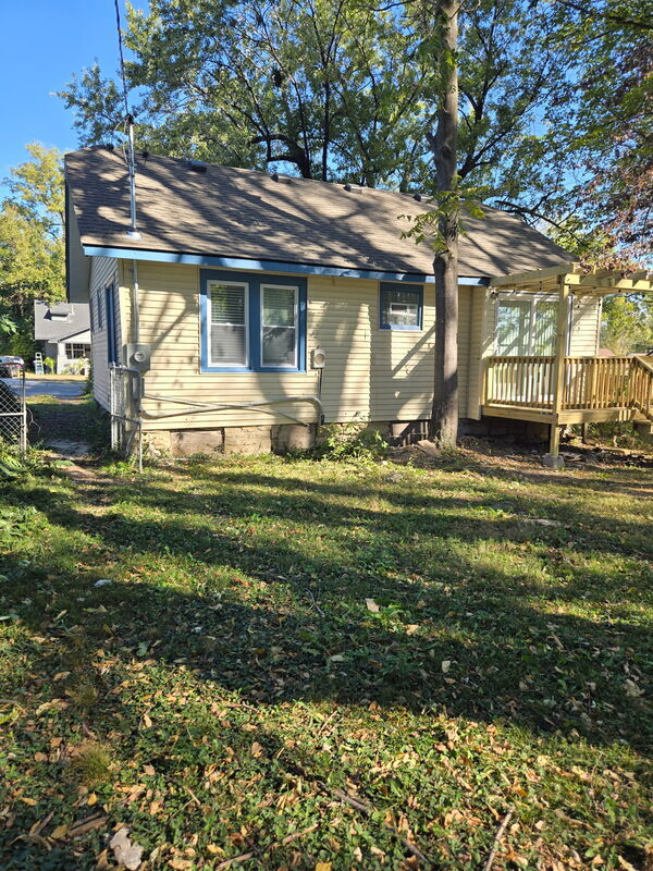 Photo - 2501 E 68th Terrace