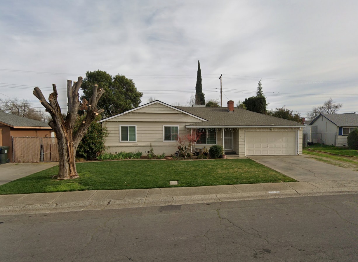 Photo - 10308 Rinda Dr