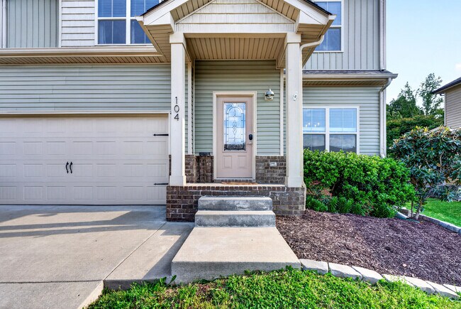 104 Woodtrace Ct