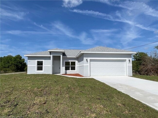 Large 4 Bedroom 2 bath-Lake Placid - Large 4 Bedroom 2 bath-Lake Placid House