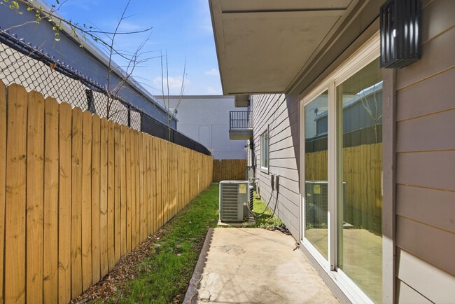 Photo - Gardens At Westgate