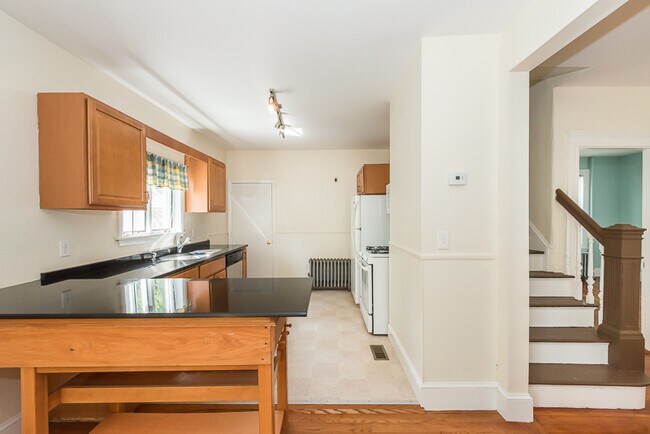 Photo - 46 Hobson St Unit 1