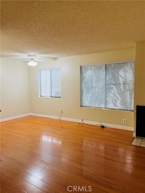 Photo - 13406 Moorpark St Apartment Unit 103