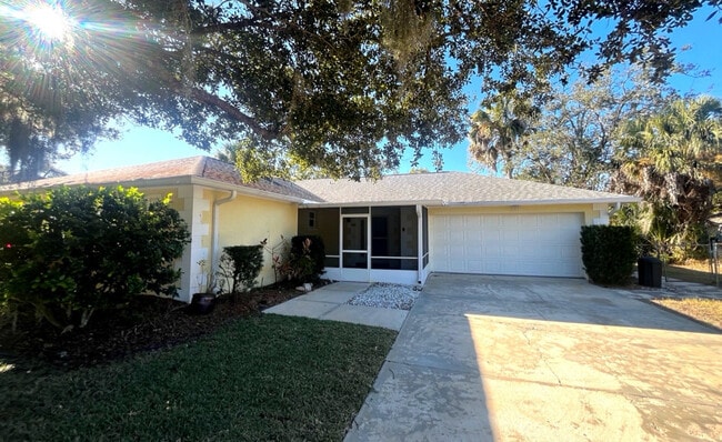 Building Photo - 22 Oakmont Cir