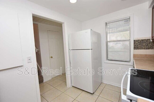 Photo - 2221 9th St SE