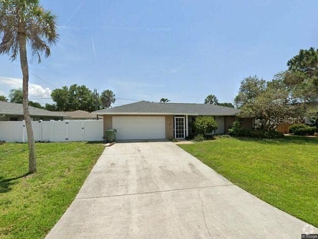 Building Photo - 3654 Pin Oaks St Rental