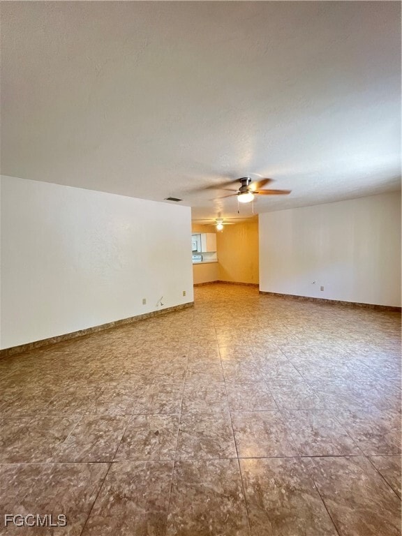 Photo - 1825 Oak Ln