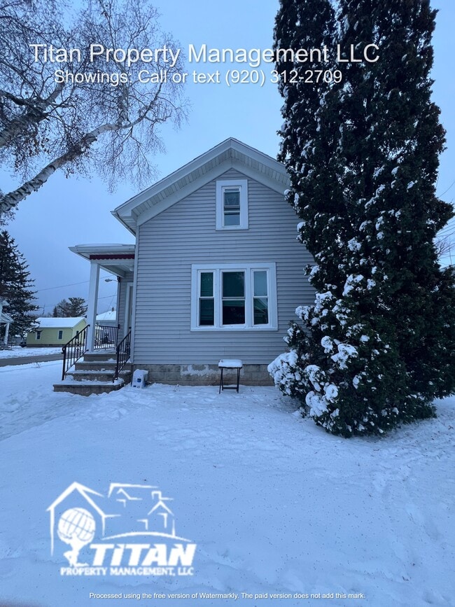 Building Photo - 721 E Parkway Ave