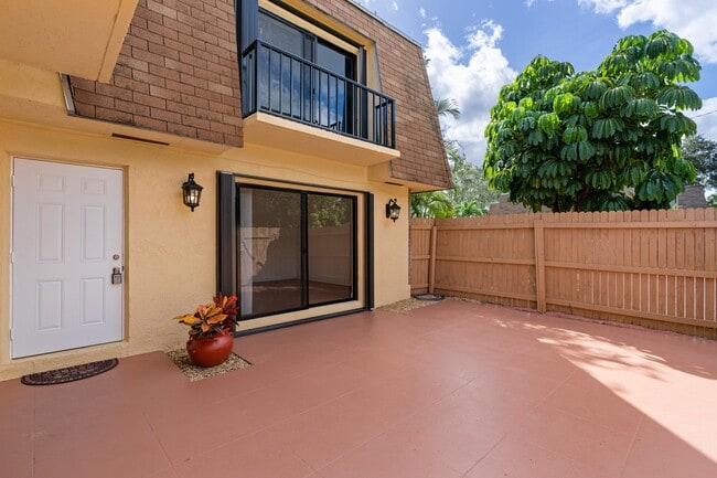 Photo - 226 Alemeda Dr