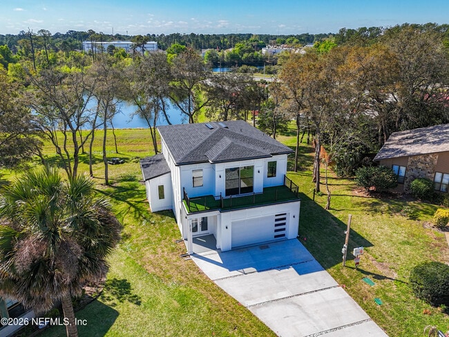 Photo - 2121 Broadwater Dr