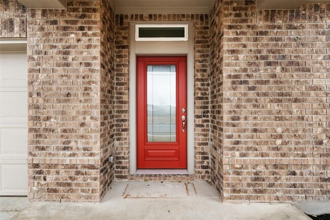 Photo - 801 Simmental Loop