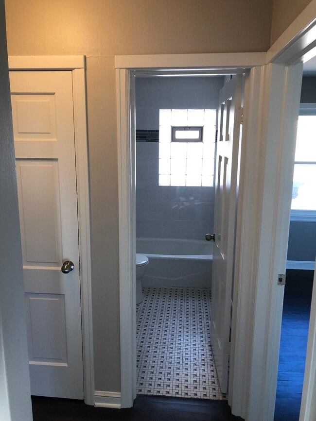 Photo - 3306 S 7th St