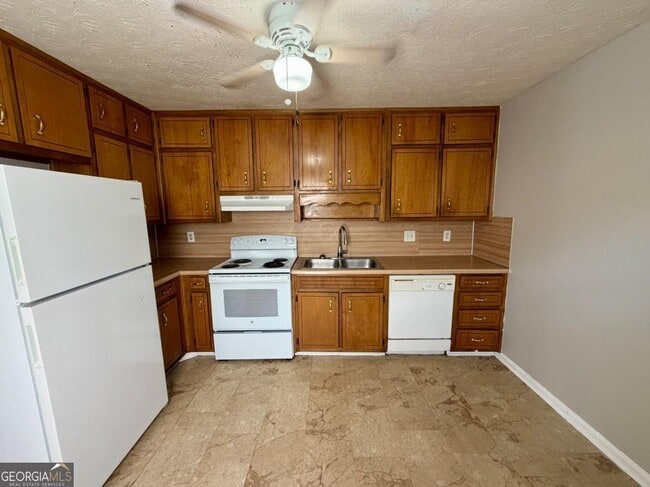 Photo - 1780 Southgate Ln SE