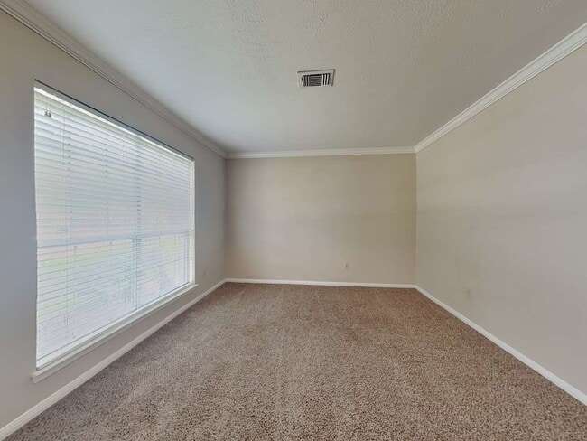 Photo - 6607 Gentle Bend Dr