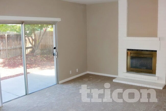 3026 Marbury Ct