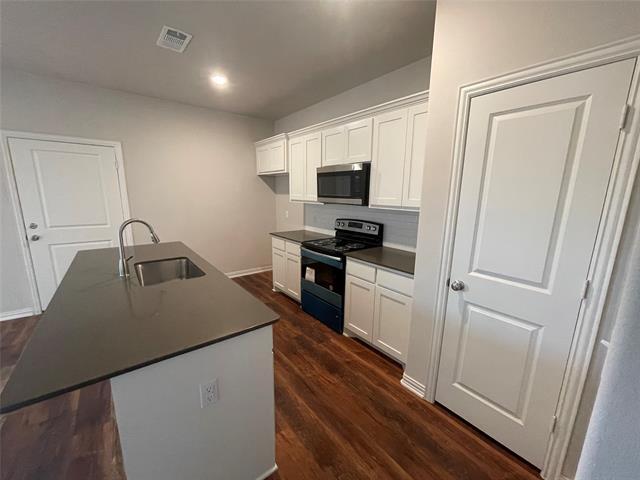 Photo - 2915 Peony Dr