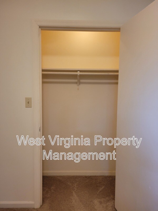 Photo - 156 Cardinal Wy