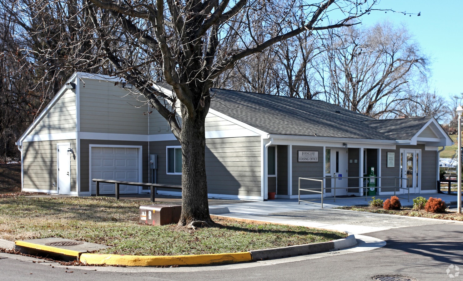 Ferncliff South - Ferncliff South Apartments