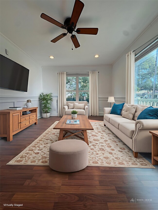 Photo - 1101 E 7th St Unit 2