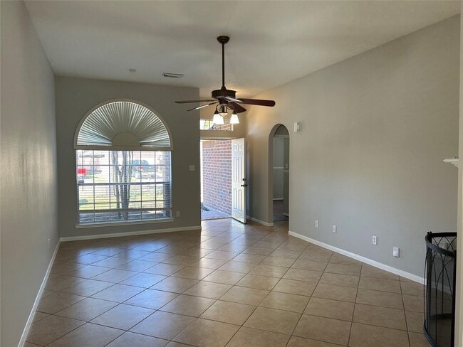 Photo - 14815 Carolina Falls Ln