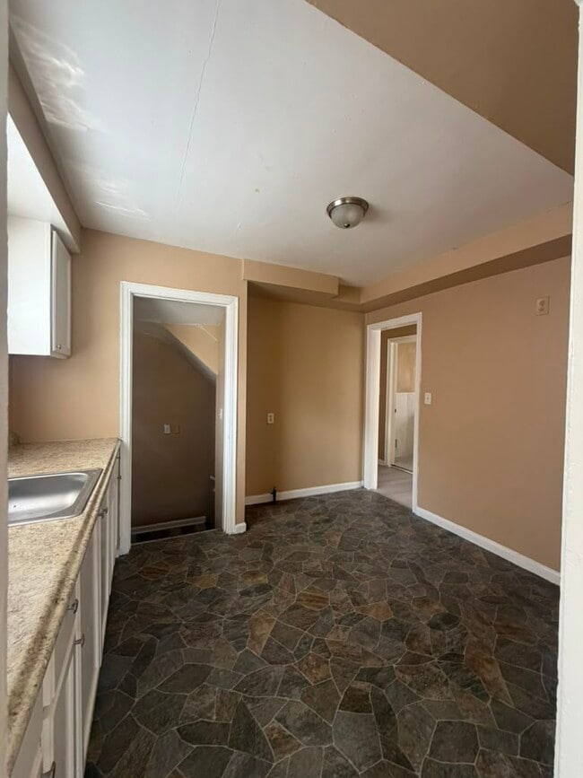 Photo - 19325 Gable St