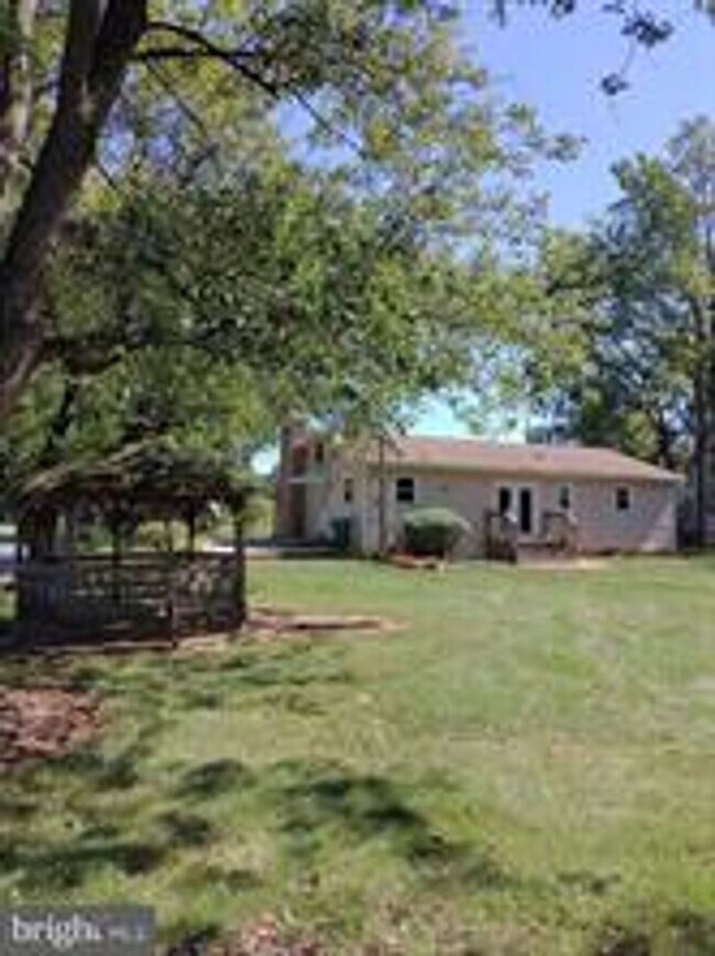 Photo - 3 BR Country Home