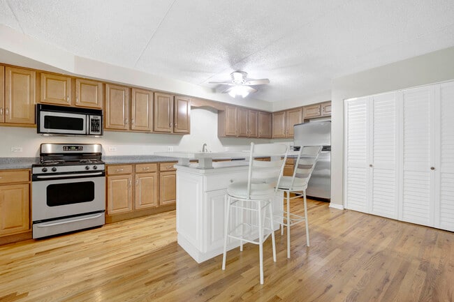 Photo - 15502 Orlan Brook Dr Unidad 222