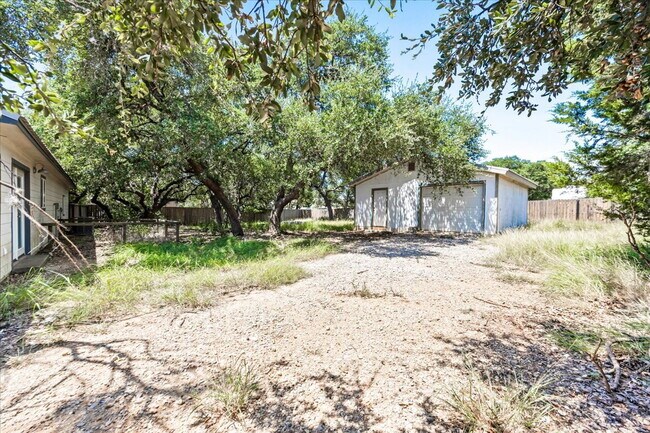 Building Photo - Beautiful 2 Bedroom, 2 Bath Home in Guard-...