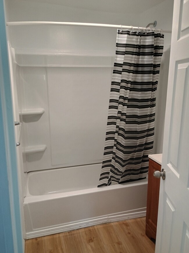 Photo - 508 Benson St